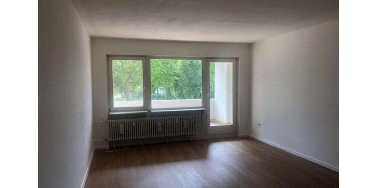2 ZKB Wohnung mit Balkon in Kassel am Klinikum, nähe Uni , optimal für Studenten WG( KS-MBS50-O-E-04 ) 2 zimmer