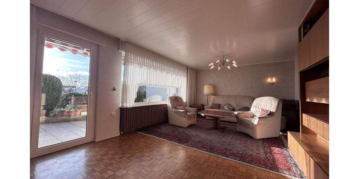 Gepflegte Doppelhaushälfte mit großem Grundstück und Garten in ruhiger Wohnlage von Vellmar! 4 zimmer