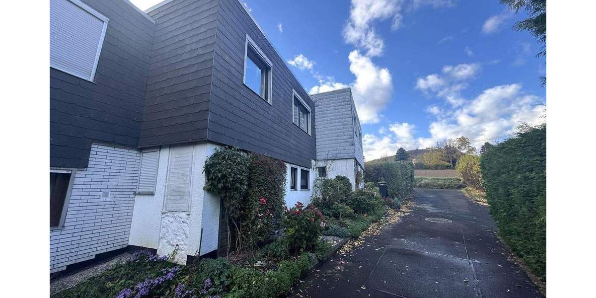 Reihenmittelhaus Kassel Nordshausen - 4 Zimmer, 120 m&sup2;, 259.000&euro; | Angebot:25316528