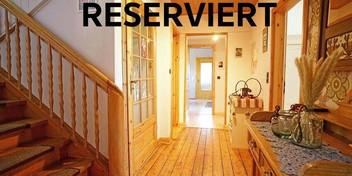 DAS BAUERNHAUS FÜR DIE GROSSE FAMILIE IM ORTSKERN VON VOLLMARSHAUSEN 8 zimmer