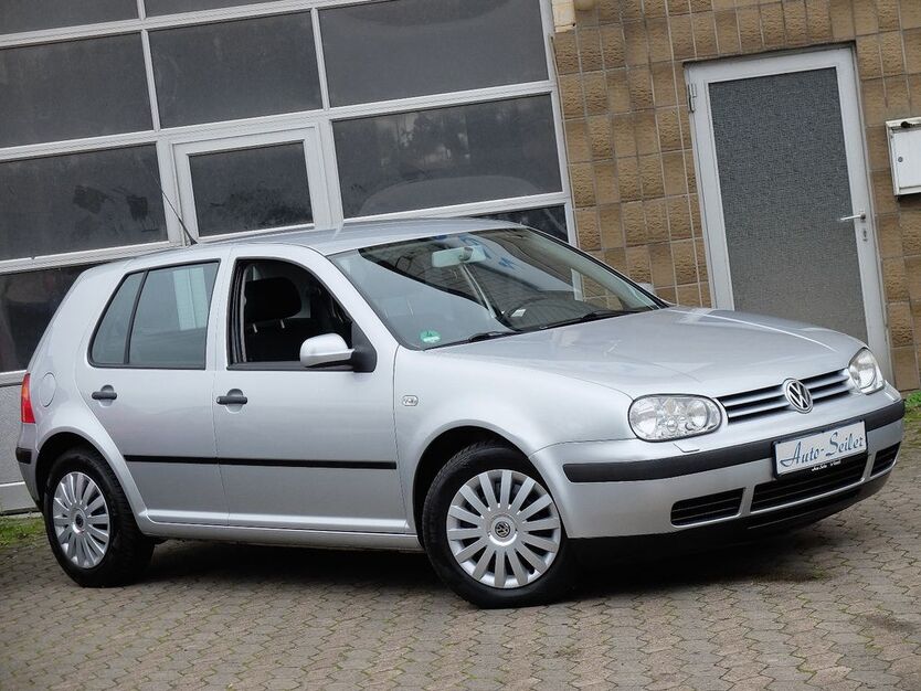 VW Golf 103.443 km 4.990 € Kassel 34123