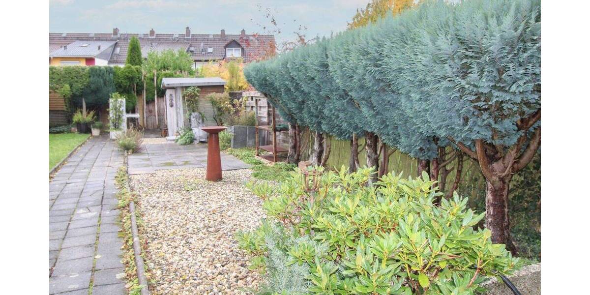Reihenmittelhaus Kassel Fasanenhof - 3 Zimmer, 76 m&sup2;, 195.000&euro; | Angebot:26689238