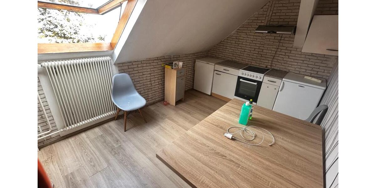 Dachgeschoßwohnung Spangenberg - 3 Zimmer, 65 m&sup2;, 600&euro; | Angebot:25098062