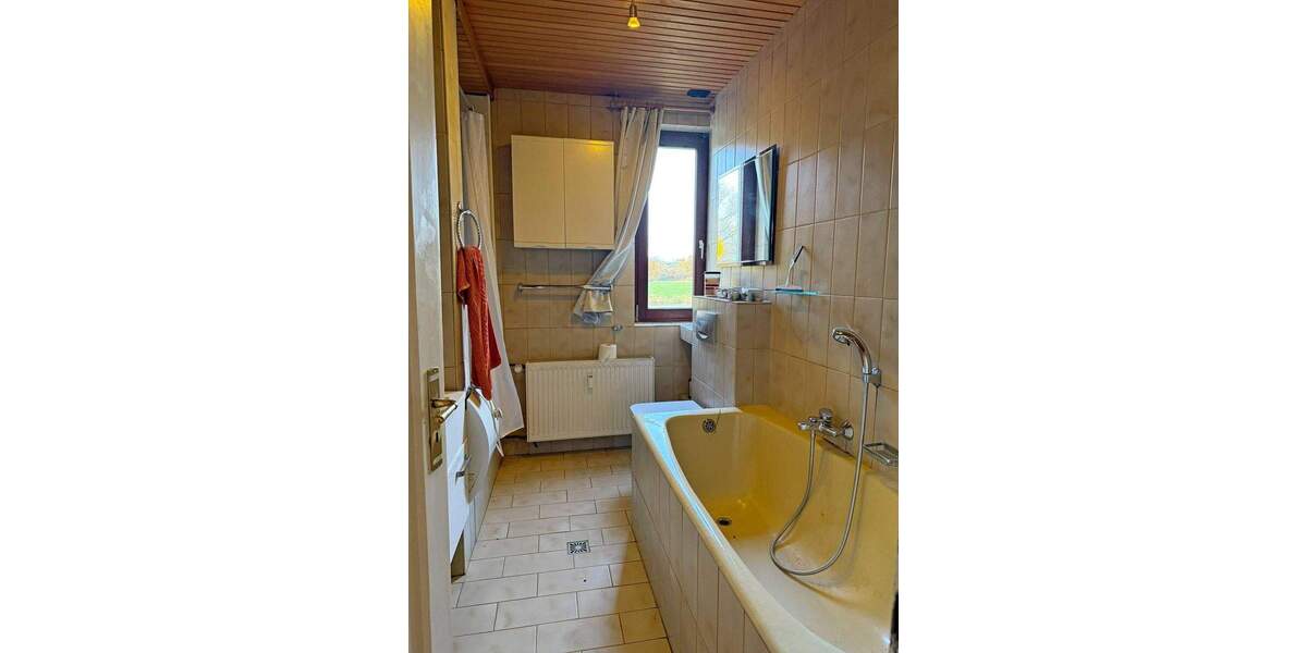 Mehrfamilienhaus, Wohnhaus Felsberg / Wolfershausen Wolfershausen - 9 Zimmer, 234 m&sup2;, 249.900&euro; | Angebot:24097470