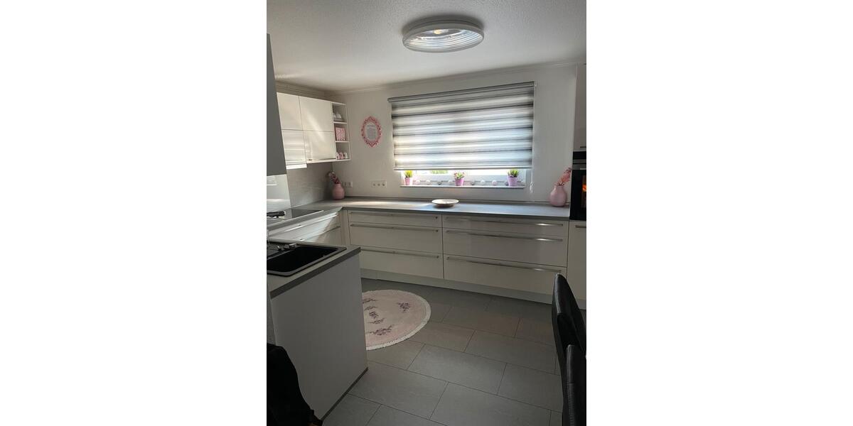 Einfamilienhaus Kassel Niederzwehren - 10 Zimmer, 190 m&sup2;, 390.000&euro; | Angebot:27214511