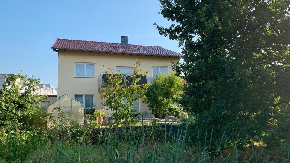 Einfamilienhaus Baunatal - 7 Zimmer, 209 m&sup2;, 585.000&euro; | Angebot:24838857