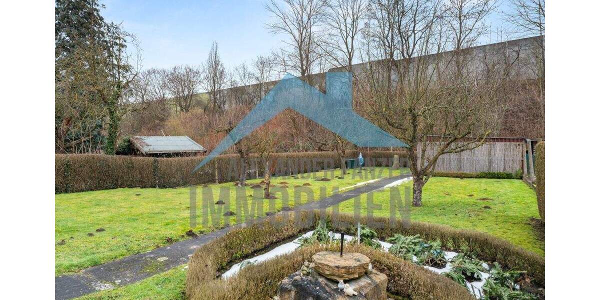 Mehrfamilienhaus, Wohnhaus Kassel / Bettenhausen Bettenhausen - 9 Zimmer, 212 m&sup2;, 369.900&euro; | Angebot:25748426