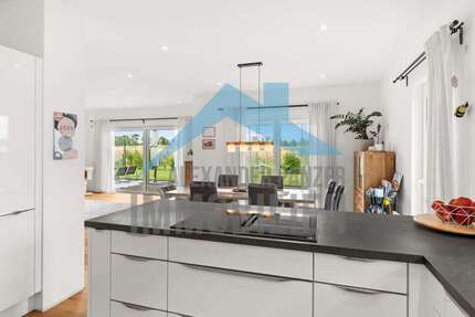 Haus Fritzlar - 5.5 Zimmer, 220 m&sup2;, 599.500&euro; | Angebot:22042606