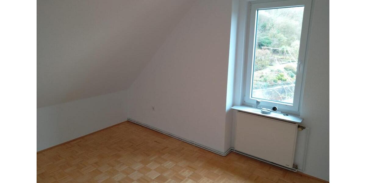großzügige 3 ZKB Wohnung mit Dachterrasse und Stellplatz 3 zimmer