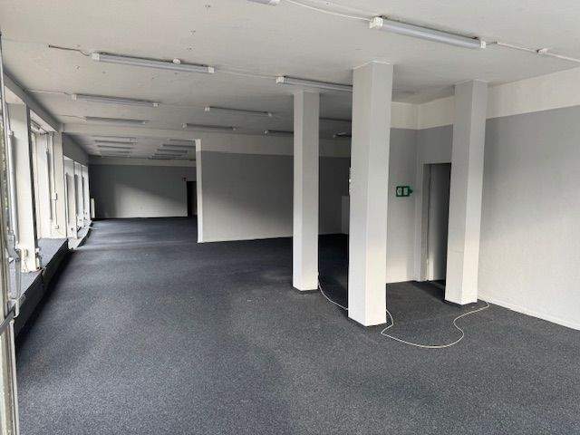 Gewerbeobjekt Kassel West - 2.200&euro; | Angebot:25390421