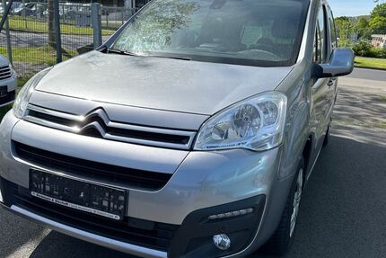 Citroen Berlingo 72.000 km 10.999 &euro; Kassel 34123