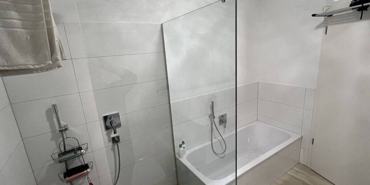 Etagenwohnung Kassel Mitte - 3 Zimmer, 108 m&sup2;, 1.500&euro; | Angebot:26346658