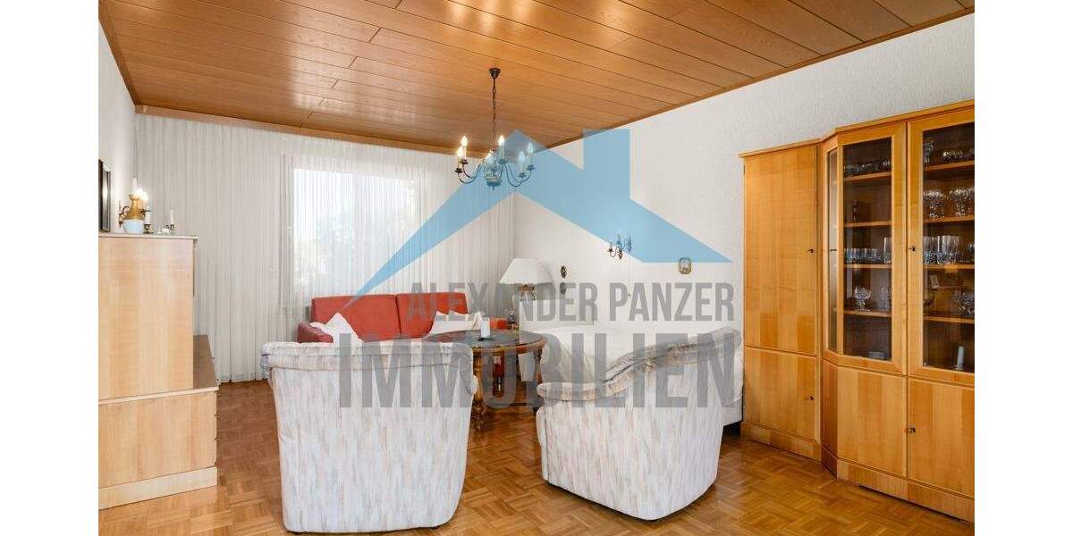 Reihenmittelhaus Kassel Wehlheiden - 5 Zimmer, 137 m&sup2;, 379.000&euro; | Angebot:25899743