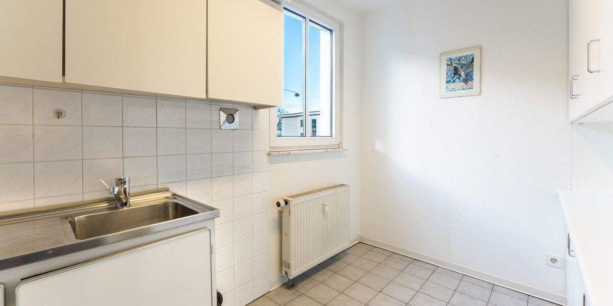 Gewerbeobjekt Kassel / Wehlheiden Wehlheiden - 8 Zimmer, 160 m&sup2;, 1.525&euro; | Angebot:24451530