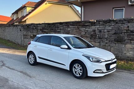 Hyundai i20 94.417 km 9.900 &euro; Kassel 34121