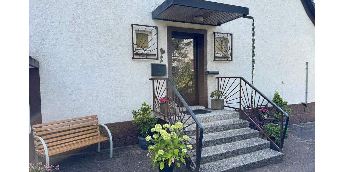 Ihr neues Zuhause: Einfamilienhaus auf Traumgrundstück in Kaufungen 7 zimmer