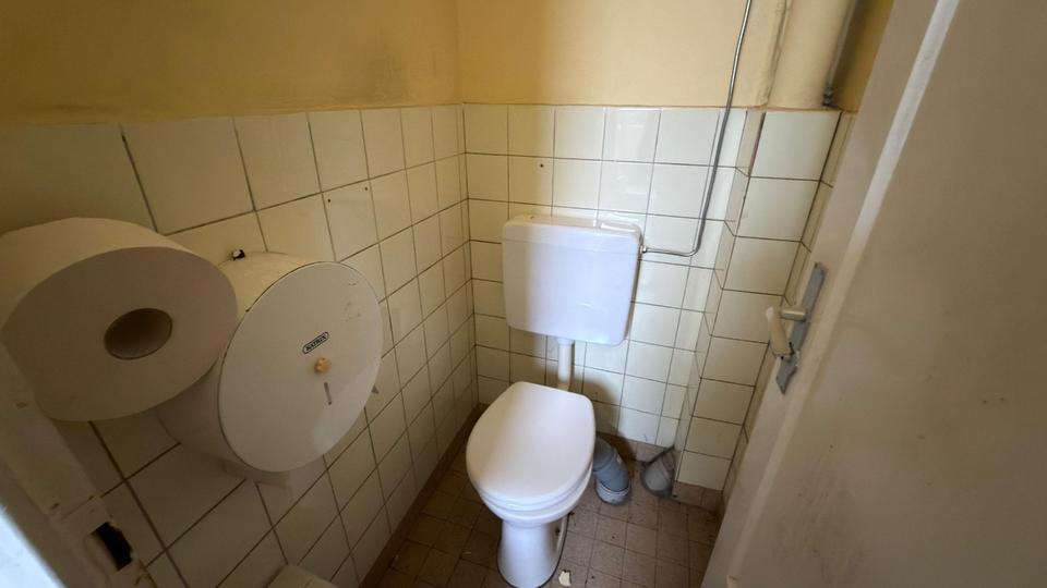 Halle, Lagerhalle, Produktion, Gewerbefläche Lagerfläche zimmer