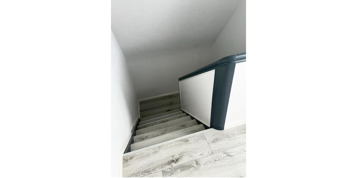 Dachgeschoßwohnung Breuna - 2 Zimmer, 65 m&sup2;, 690&euro; | Angebot:26637942