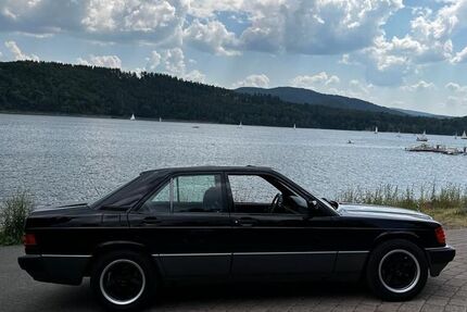 Mercedes 190