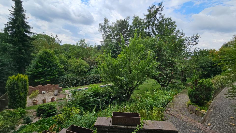 Einfamilienhaus Kaufungen - 10.5 Zimmer, 294 m&sup2;, 595.000&euro; | Angebot:24826298