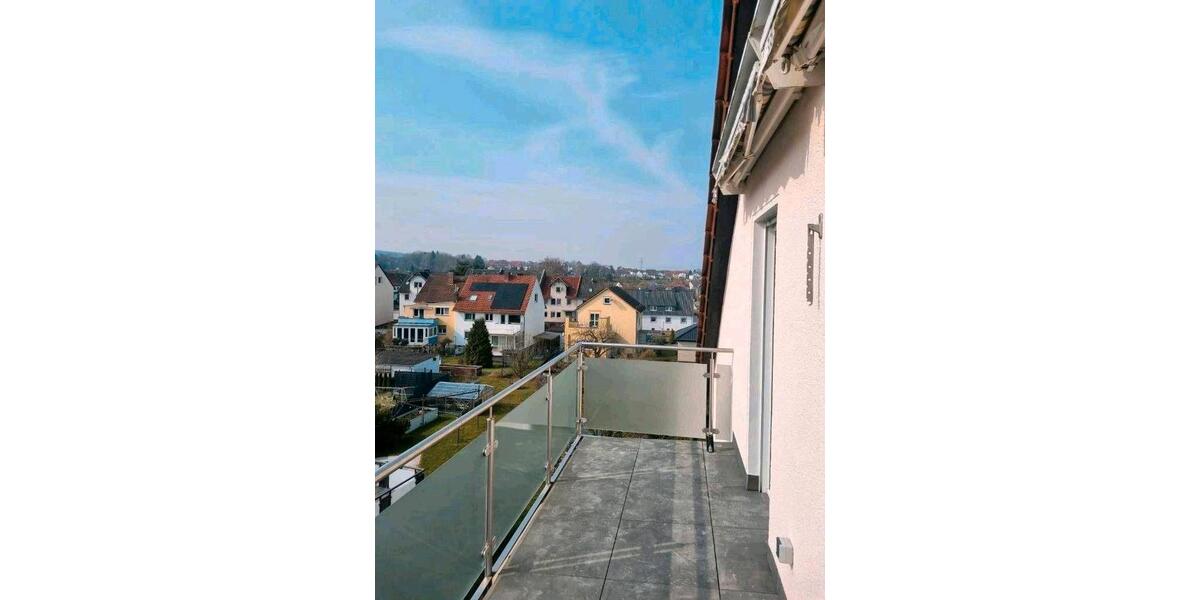 Dachgeschoßwohnung Lohfelden - 2.5 Zimmer, 80 m&sup2;, 850&euro; | Angebot:26413060