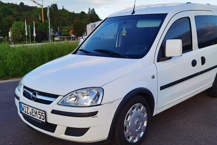 Opel Combo Tour