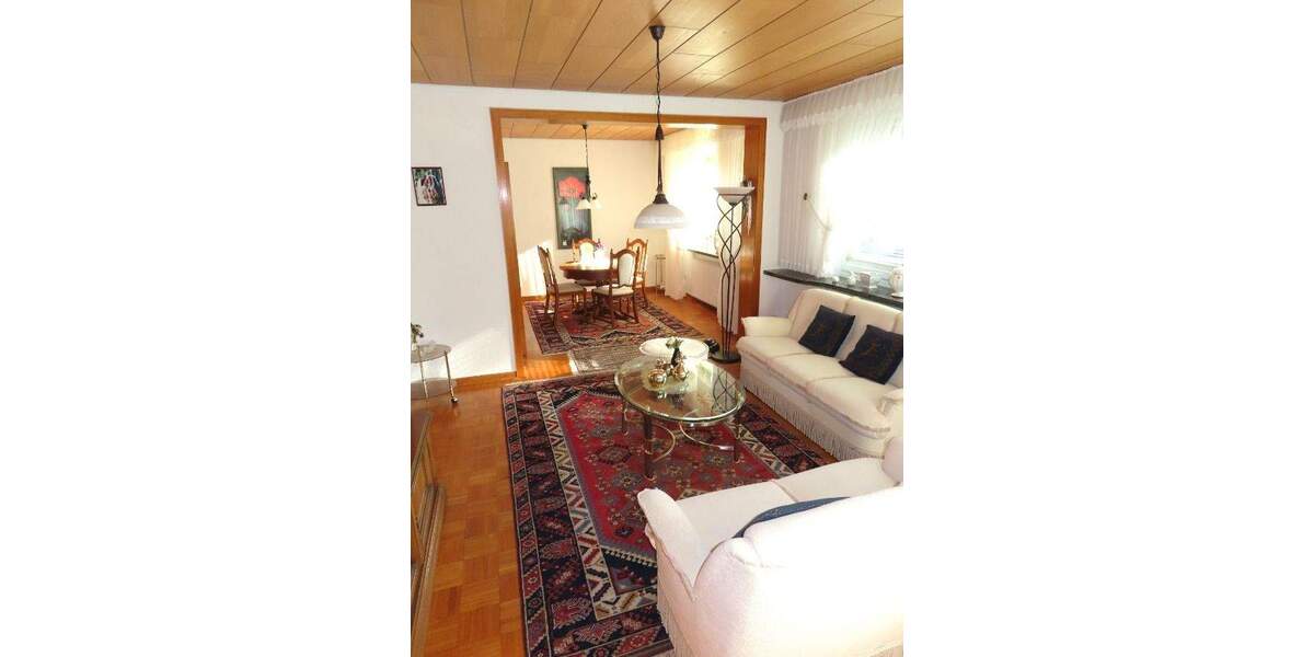 Mehrfamilienhaus, Wohnhaus Niestetal Sandershausen - 8 Zimmer, 150 m&sup2;, 359.000&euro; | Angebot:25664520