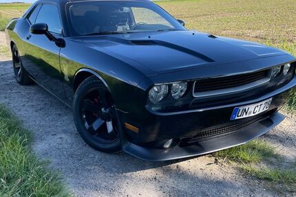 Dodge Challenger 174.000 km 15.900 &euro; Söhrewald 34320