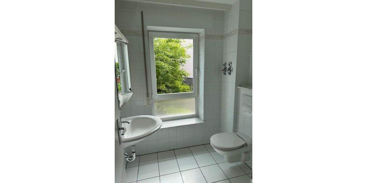 Etagenwohnung Kassel Bad Wilhelmshöhe - 2 Zimmer, 77 m&sup2;, 260.000&euro; | Angebot:26751184