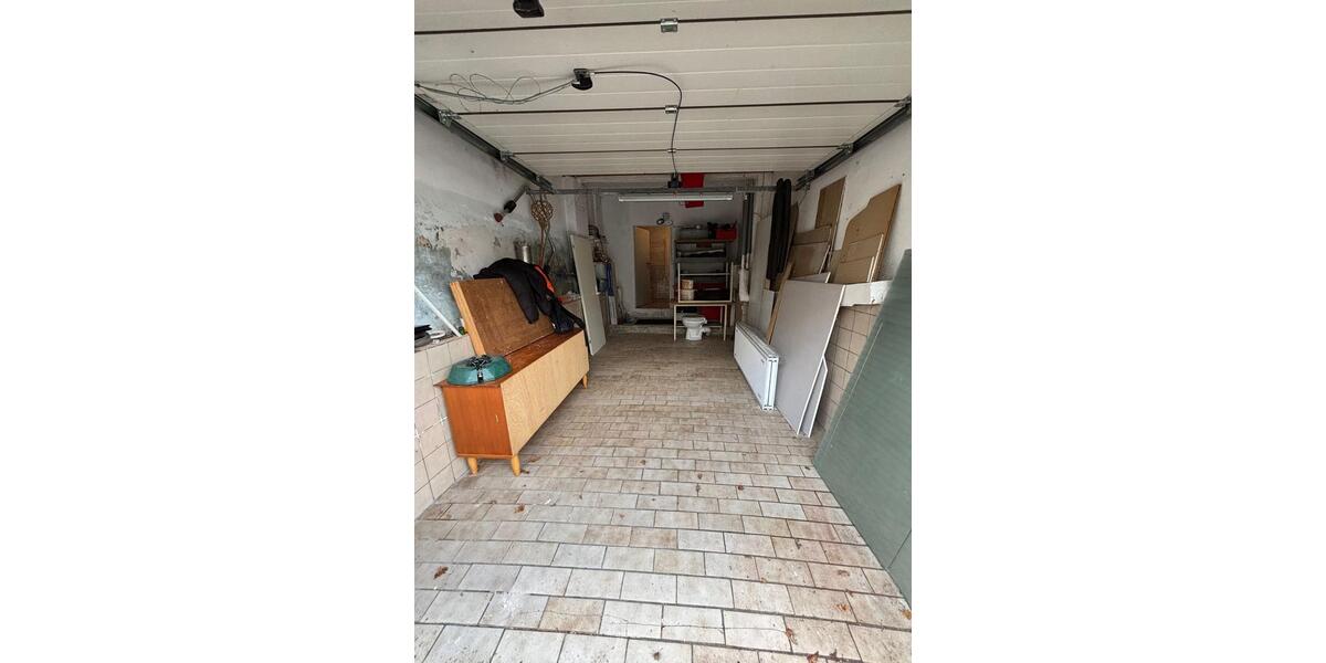 Einfamilienhaus Melsungen - 8 Zimmer, 190 m&sup2;, 109.000&euro; | Angebot:24983513