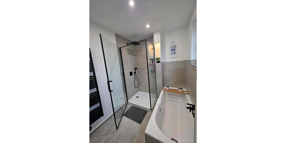 Etagenwohnung Kassel Philippinenhof-Warteberg - 3 Zimmer, 71 m&sup2;, 210.000&euro; | Angebot:26119335