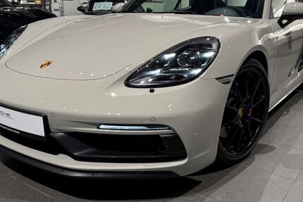 Porsche Cayman 18.990 km 93.718 € Kassel 34123