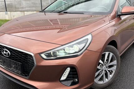 Hyundai i30 81.900 km 8.990 &euro; Niestetal 34266