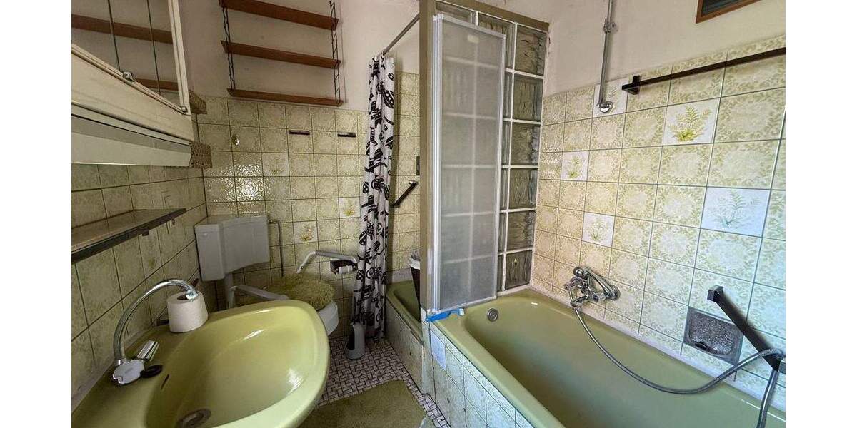 Charmantes Einfamilienhaus mit Potenzial in ruhiger Lage von Werleshausen 5 zimmer