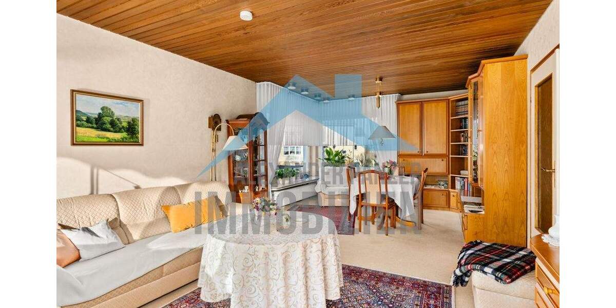 Mehrfamilienhaus, Wohnhaus Lohfelden Ochshausen - 7 Zimmer, 176 m&sup2;, 369.900&euro; | Angebot:24211890