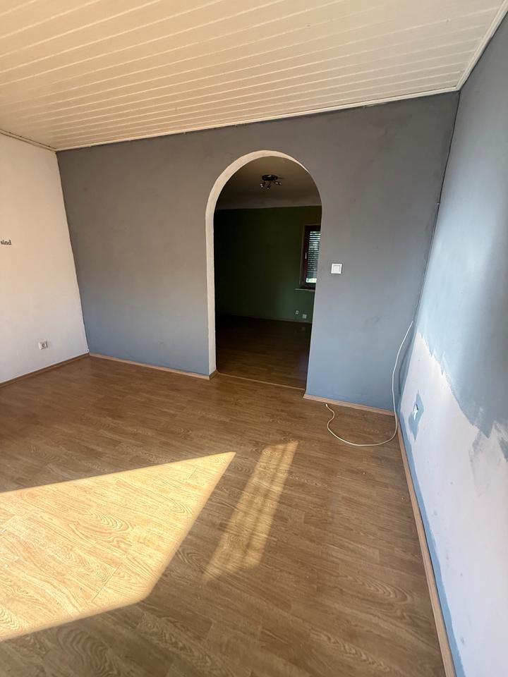 Charmantes Zweifamilienhaus in ruhiger Lage in Grebenstein
