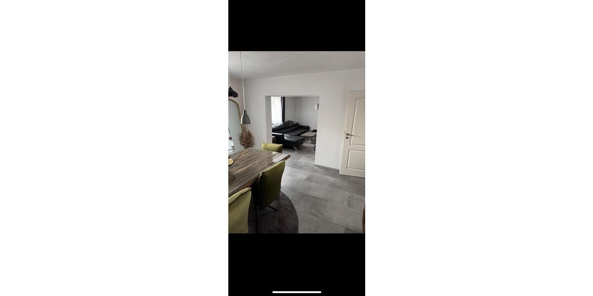 Einfamilienhaus Felsberg - 10 Zimmer, 200 m&sup2;, 300.000&euro; | Angebot:26632795