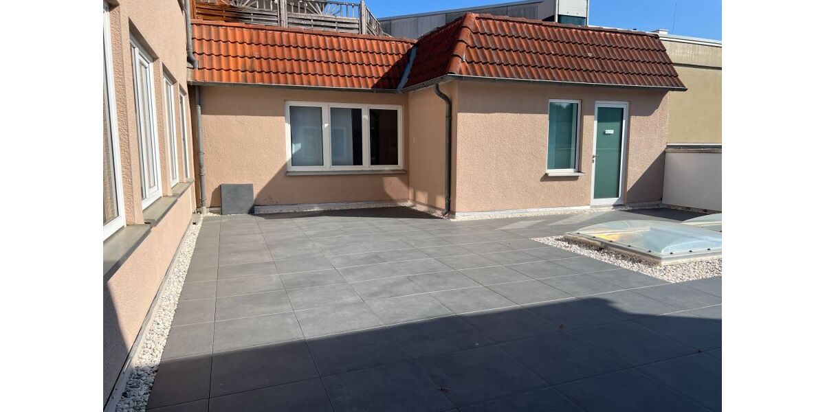 Provisionsfrei* Attraktive Kapitalanlage im Stadtzentrum von Baunatal: 8 Wohn- und 2 Gewerbe-Einheiten + Tiefgarage, Nettomiete -116 TJahr - Mehrfamilienhaus, Wohnhaus Baunatal Altenbauna | Angebot:25995398