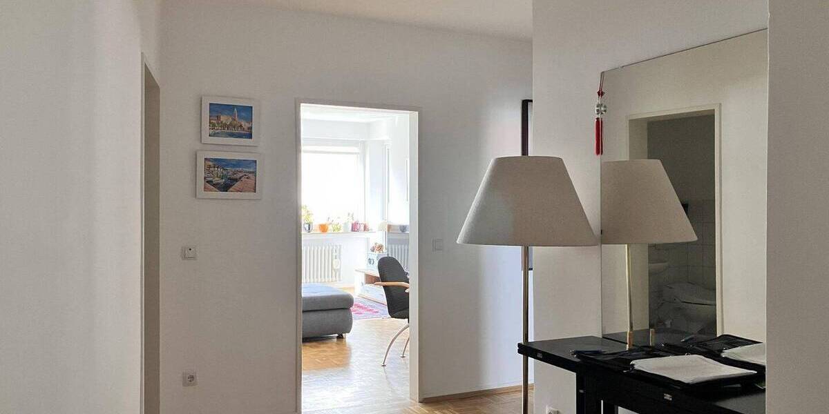 Etagenwohnung Kassel Süd - 3 Zimmer, 80 m&sup2;, 1.250&euro; | Angebot:26203971