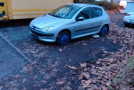 Peugeot 206 155.000 km 800 &euro; Kassel 34127