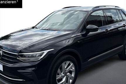 VW Tiguan 113.461 km 25.670 € Baunatal 34225