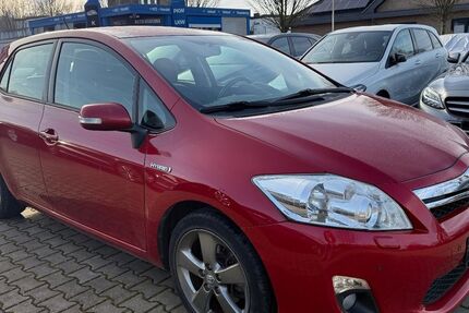 Toyota Auris 135.830 km 8.999 &euro; Fuldabrück-Bergshausen 34277