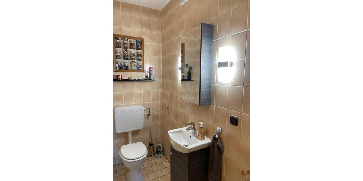 Etagenwohnung Naumburg - 3 Zimmer, 122 m&sup2;, 898&euro; | Angebot:25981874