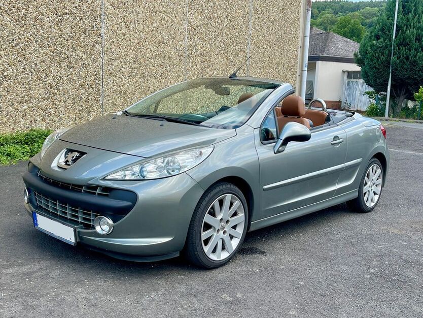 Peugeot 207 120.000 km 6.900 € Spangenberg 34286