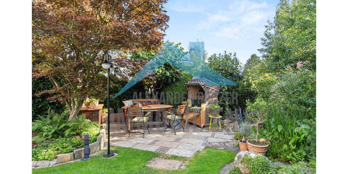 Mehrfamilienhaus, Wohnhaus Kassel / Niederzwehren Niederzwehren - 6 Zimmer, 190 m&sup2;, 575.000&euro; | Angebot:23983151