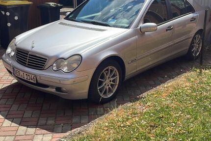 Mercedes-Benz C 220 285.000 km 2.500 &euro; Wabern 34590