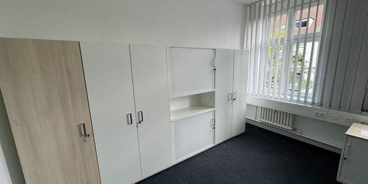 Repräsentative Büro-Praxisfläche in herrschaftlichem Gebäude 1 zimmer