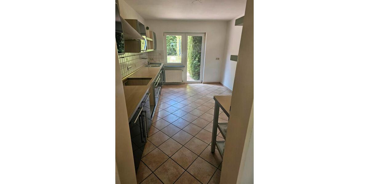 Erdgeschoßwohnung Kassel Niederzwehren - 3 Zimmer, 80 m&sup2;, 850&euro; | Angebot:26425347