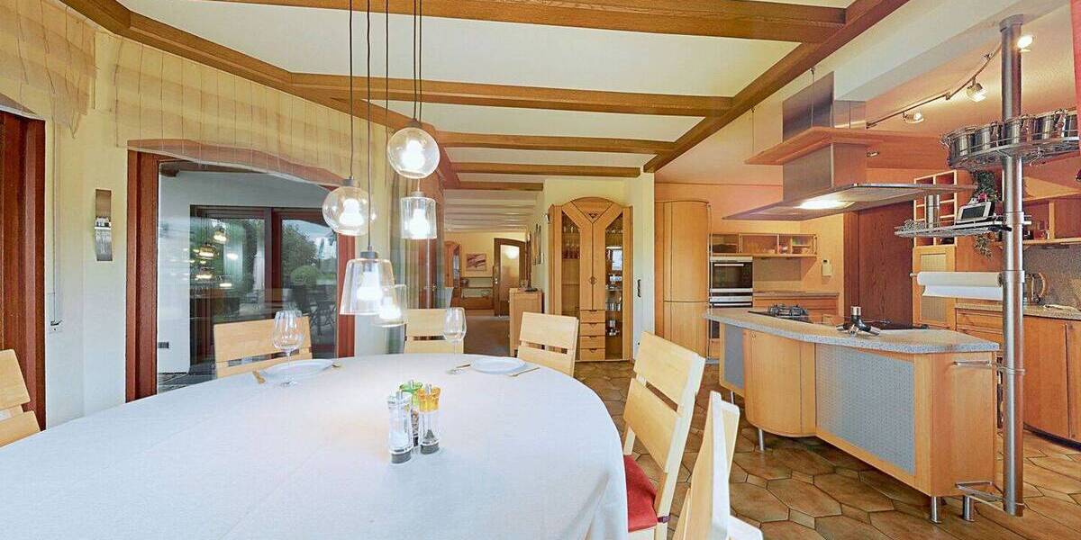 Einfamilienhaus Felsberg Gensungen - 6 Zimmer, 213 m&sup2;, 449.000&euro; | Angebot:25695915