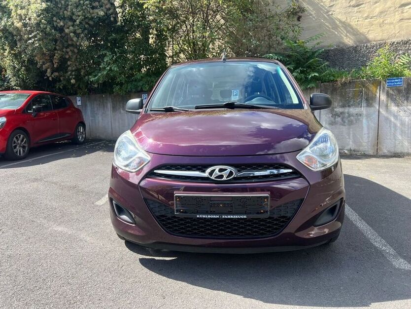 i10